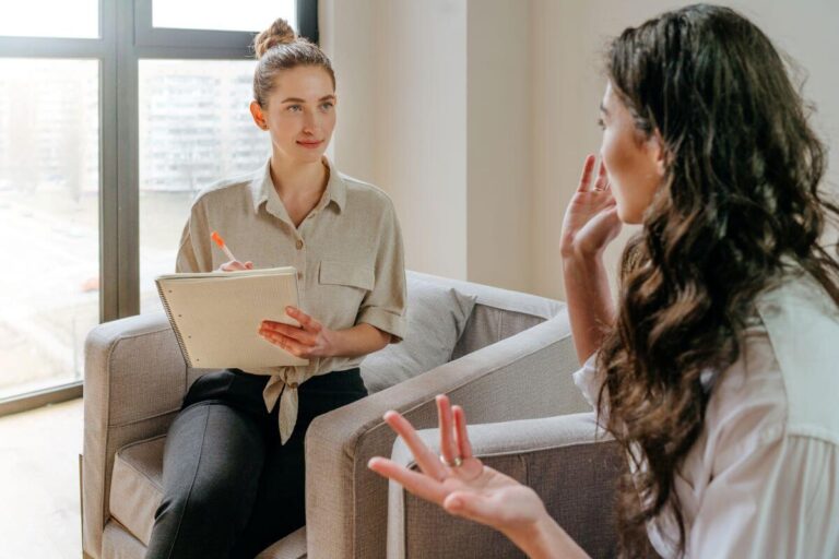 Was macht ein Psychotherapeut? Aufgaben, Ausbildung und Behandlungsmethoden